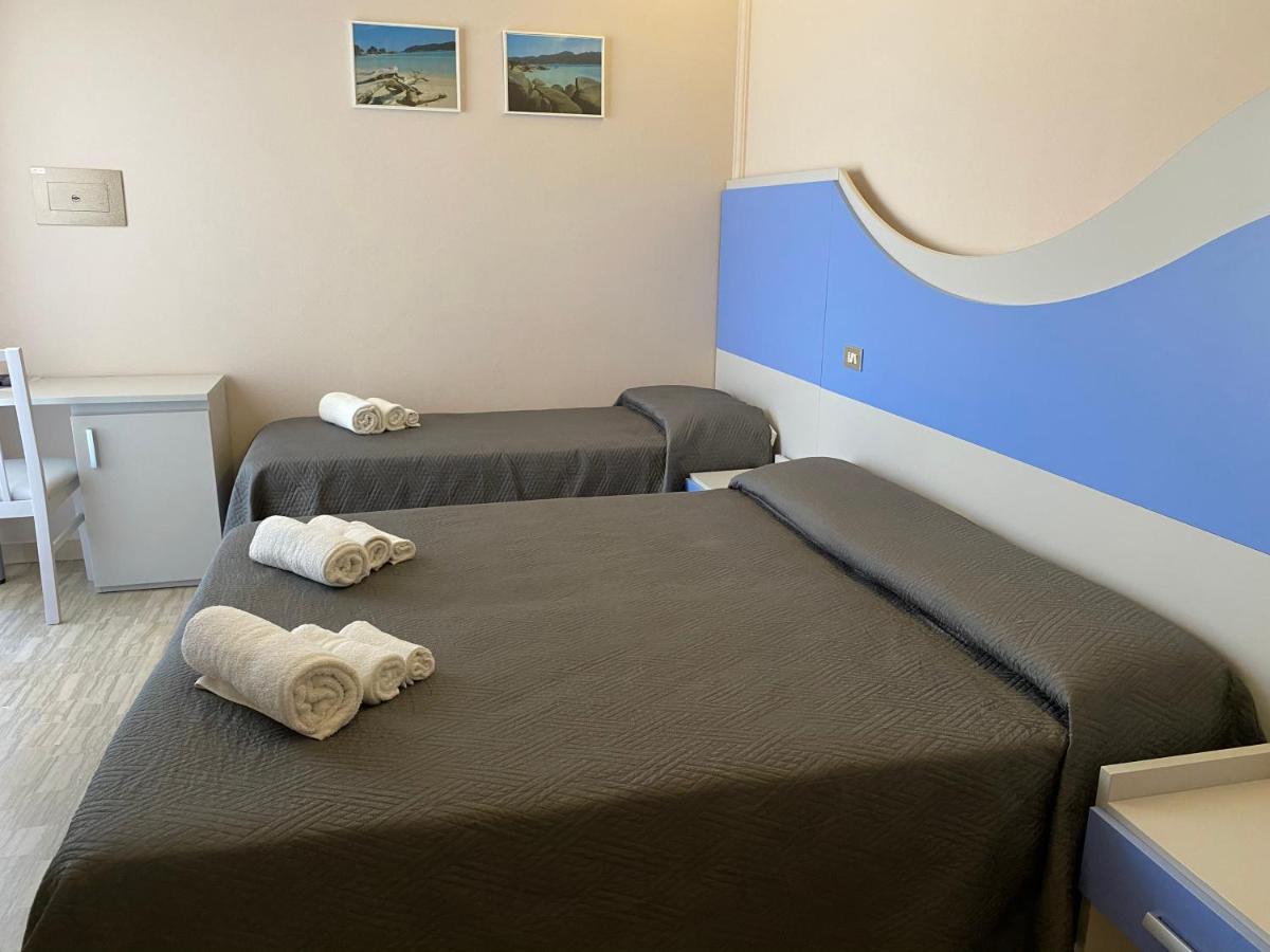 Hotel Moderno - Bed & Breakfast Cervia Ngoại thất bức ảnh