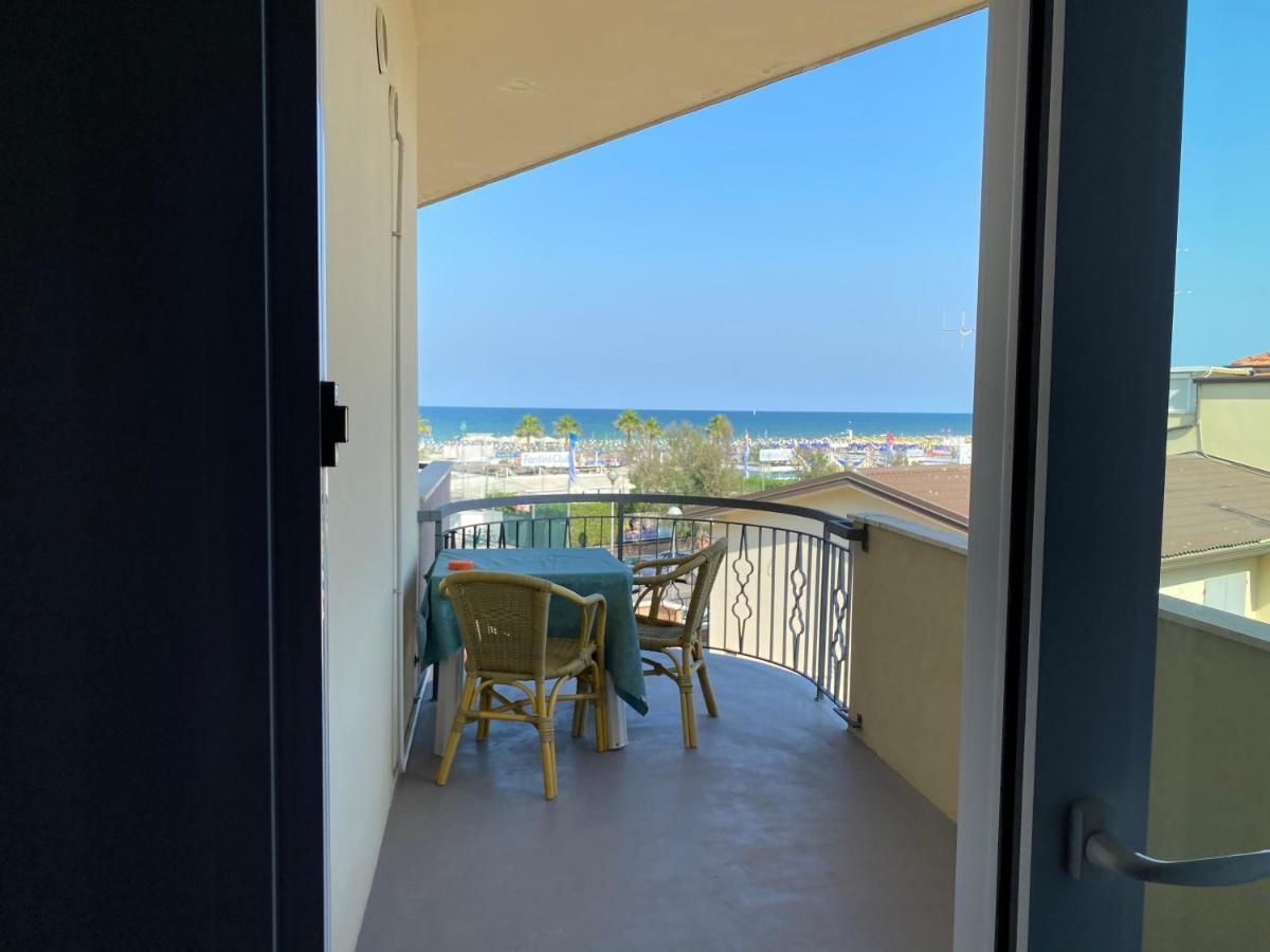 Hotel Moderno - Bed & Breakfast Cervia Ngoại thất bức ảnh