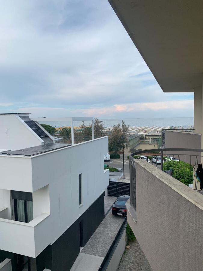 Hotel Moderno - Bed & Breakfast Cervia Ngoại thất bức ảnh