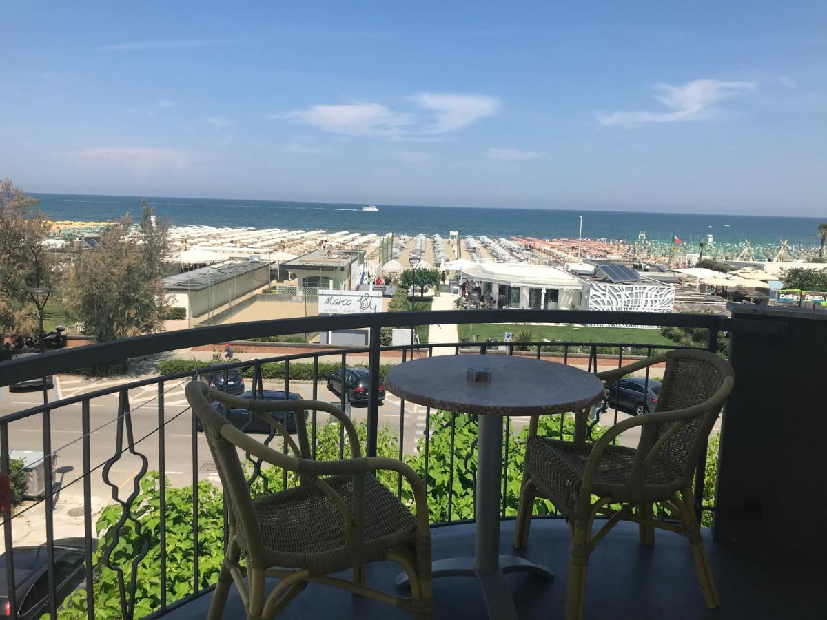 Hotel Moderno - Bed & Breakfast Cervia Ngoại thất bức ảnh