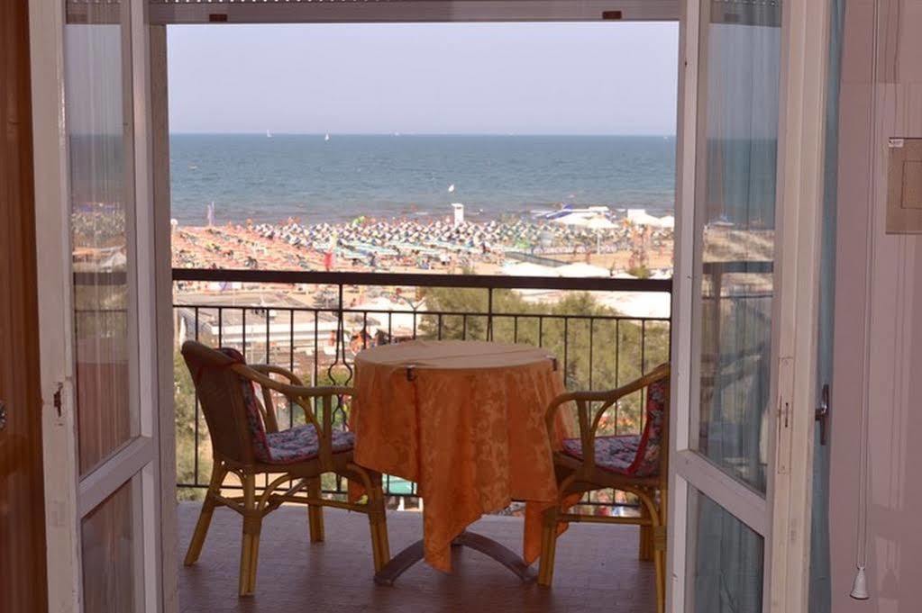Hotel Moderno - Bed & Breakfast Cervia Ngoại thất bức ảnh